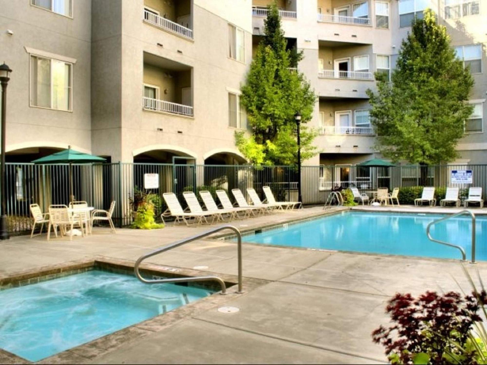 Deluxe Downtown Condo Close To Everything! Salt Lake City Exterior foto